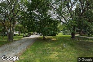 55 Grays Ln, Decatur, IL 62526