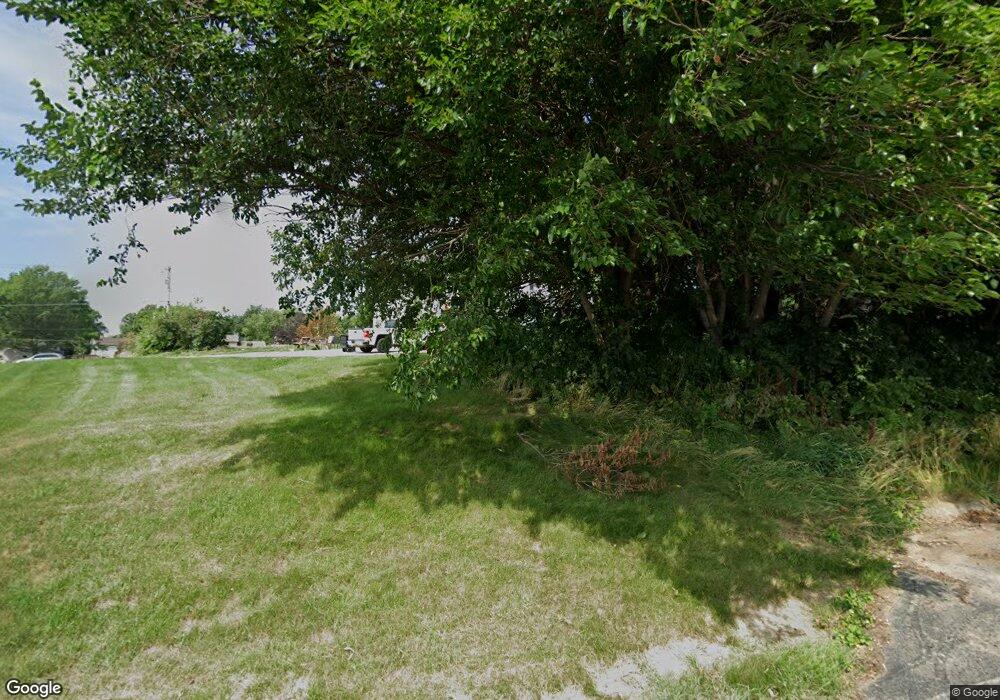 4407 Northwest Blvd, Davenport, IA 52806 - photo 1