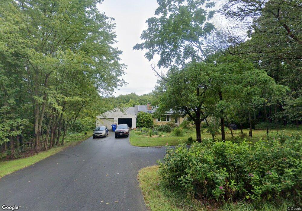 69 Hockanum Rd, Hadley, MA 01035 - photo 1