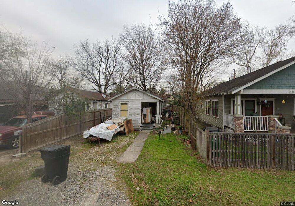 710 Walton St, Houston, TX 77009 - photo 1