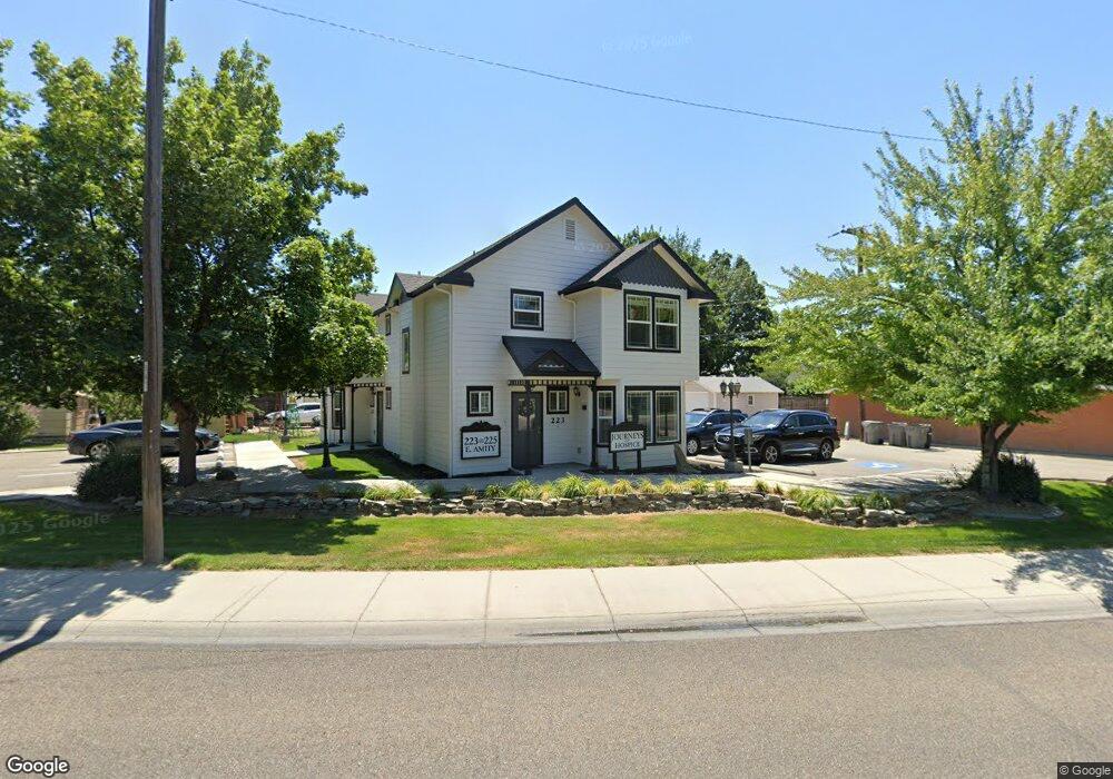 223 E Amity Ave, Nampa, ID 83686 - photo 1