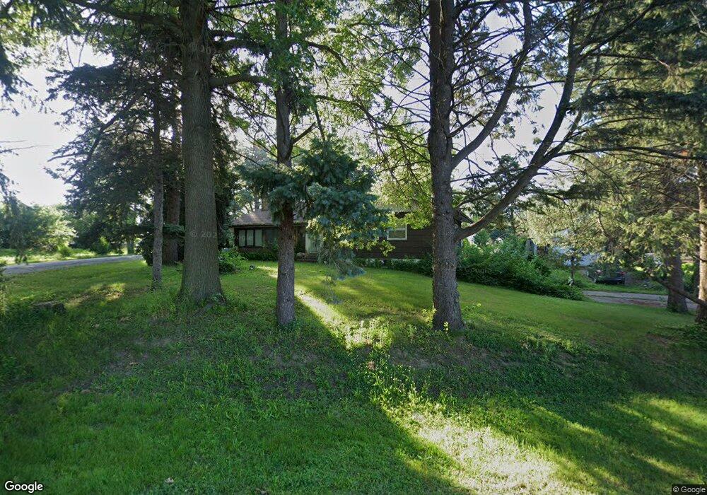 6219 Sheridan St, Davenport, IA 52806 - photo 1