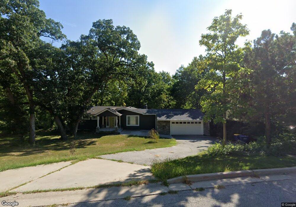 6345 Robinhood Dr, Shawnee, KS 66203 - photo 1