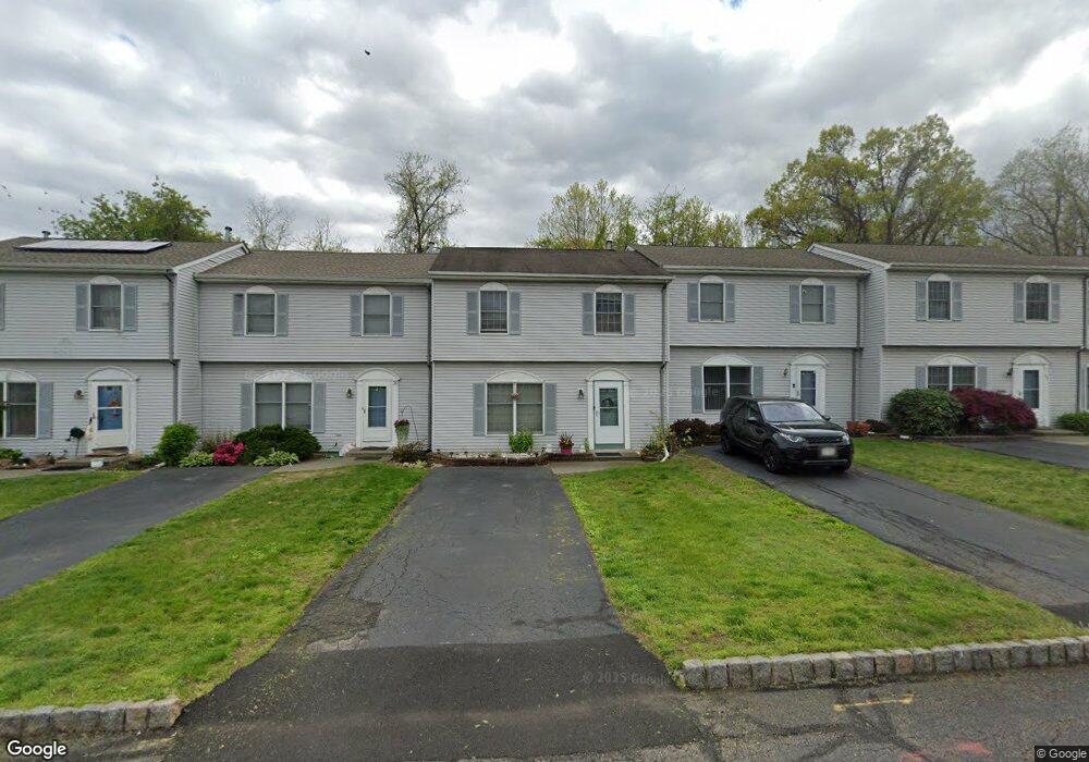 28 Komonchak Cir, West Haverstraw, NY 10993 - photo 1