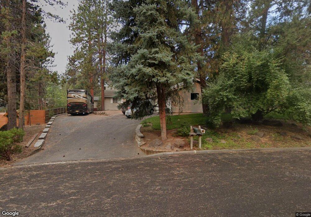 2633 NW Robert Way, Bend, OR 97701 - photo 1