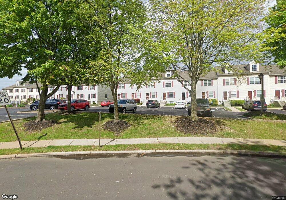 11 Carriage Knoll Ct, Langhorne, PA 19047 - photo 1