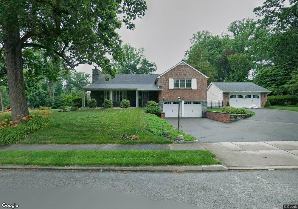 7800 Knox Rd, Glenside, PA 19038 - photo 1