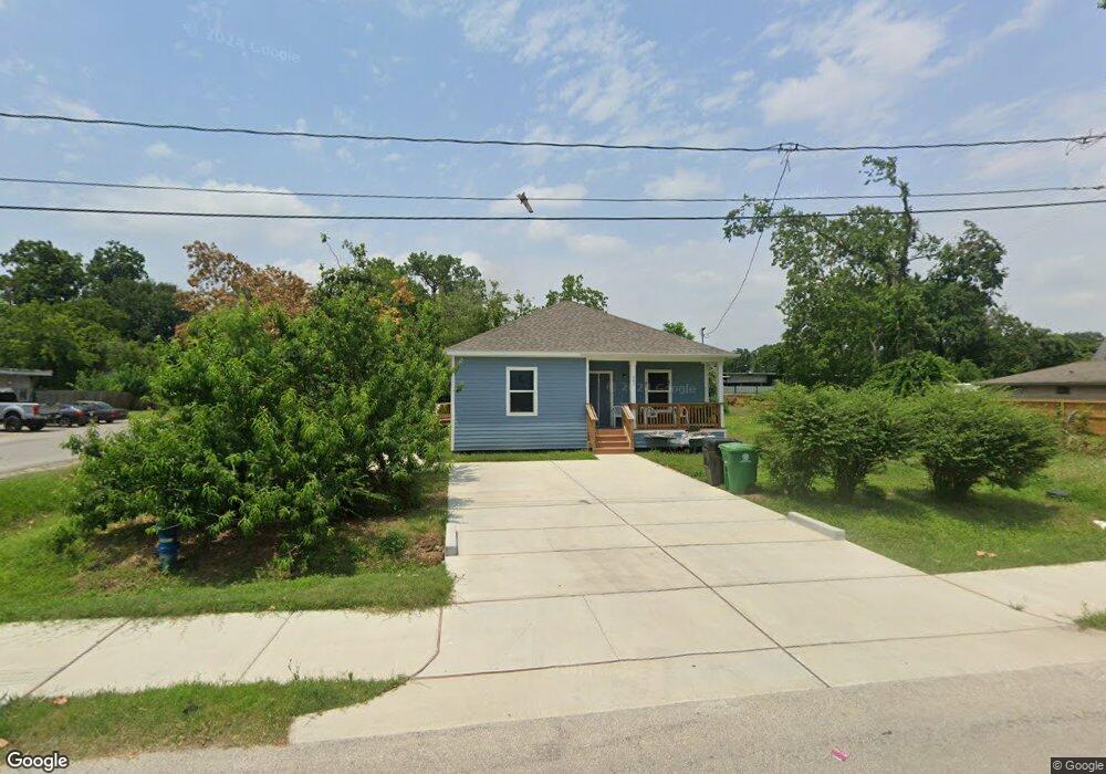 860 Fortune St, Houston, TX 77088 - photo 1