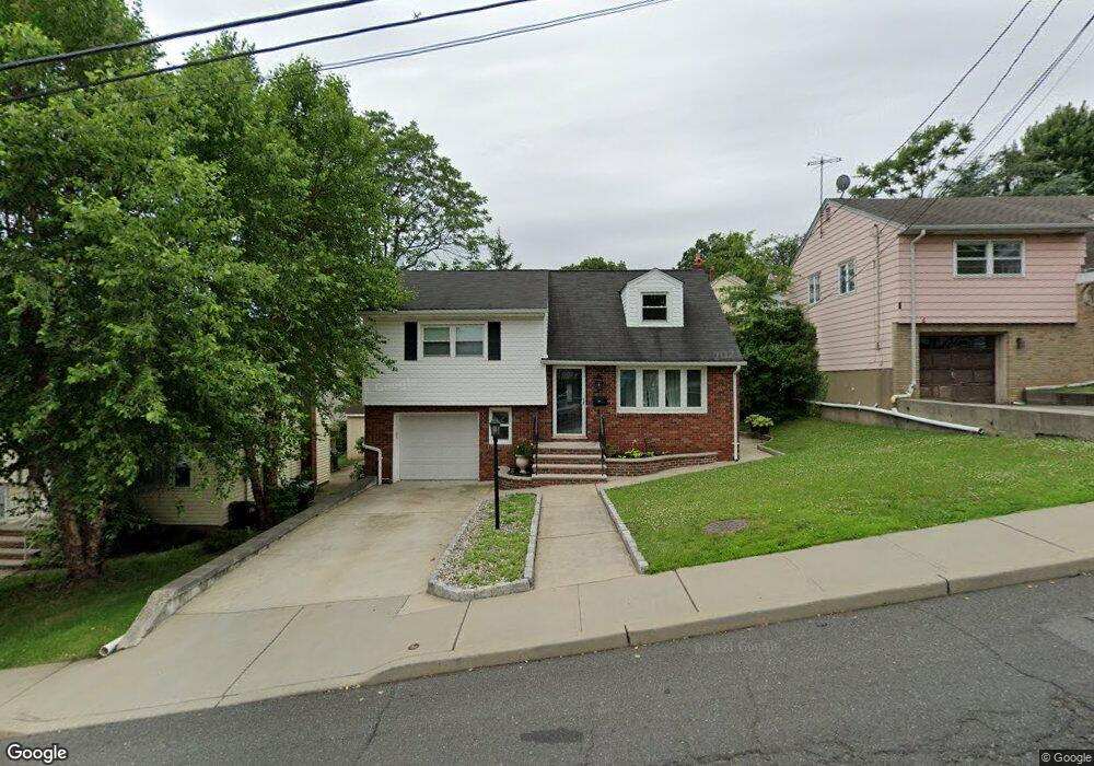 424 Ottawa Ave, Hasbrouck Heights, NJ 07604 - photo 1
