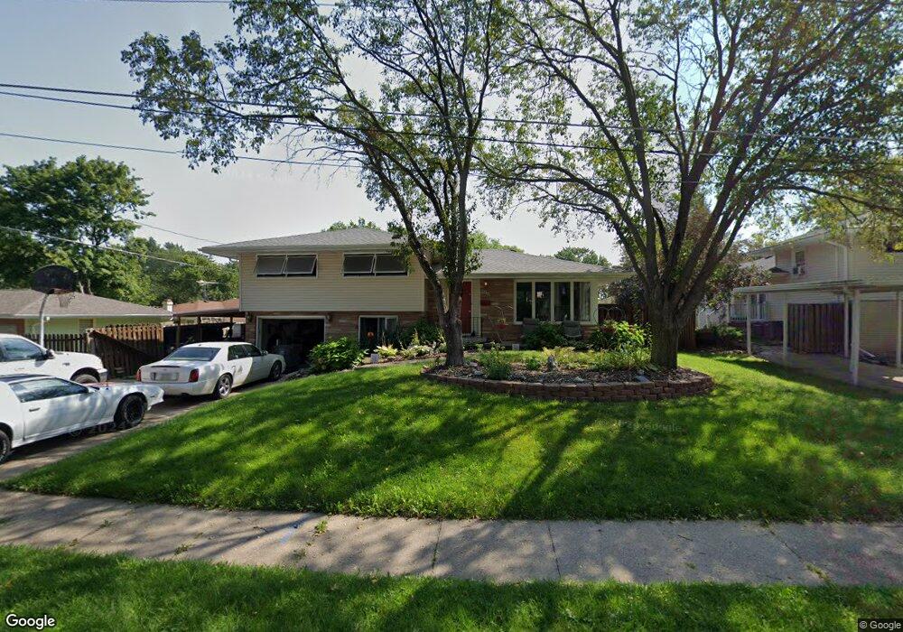 4129 33rd St, Des Moines, IA 50310 - photo 1