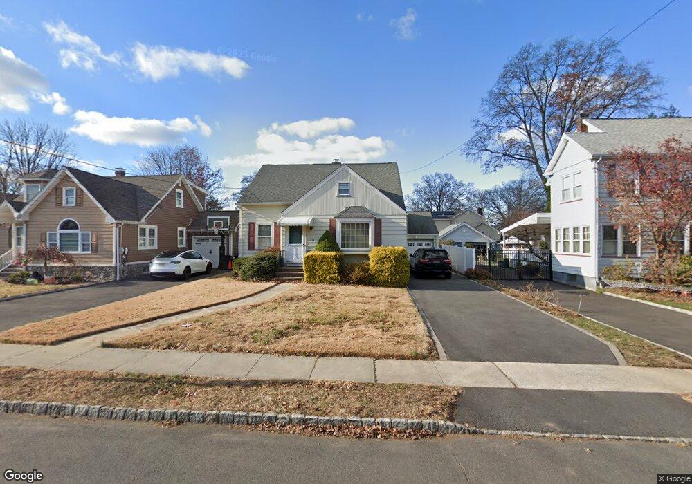 1014 Norton Rd, Union, NJ 07083 - photo 1