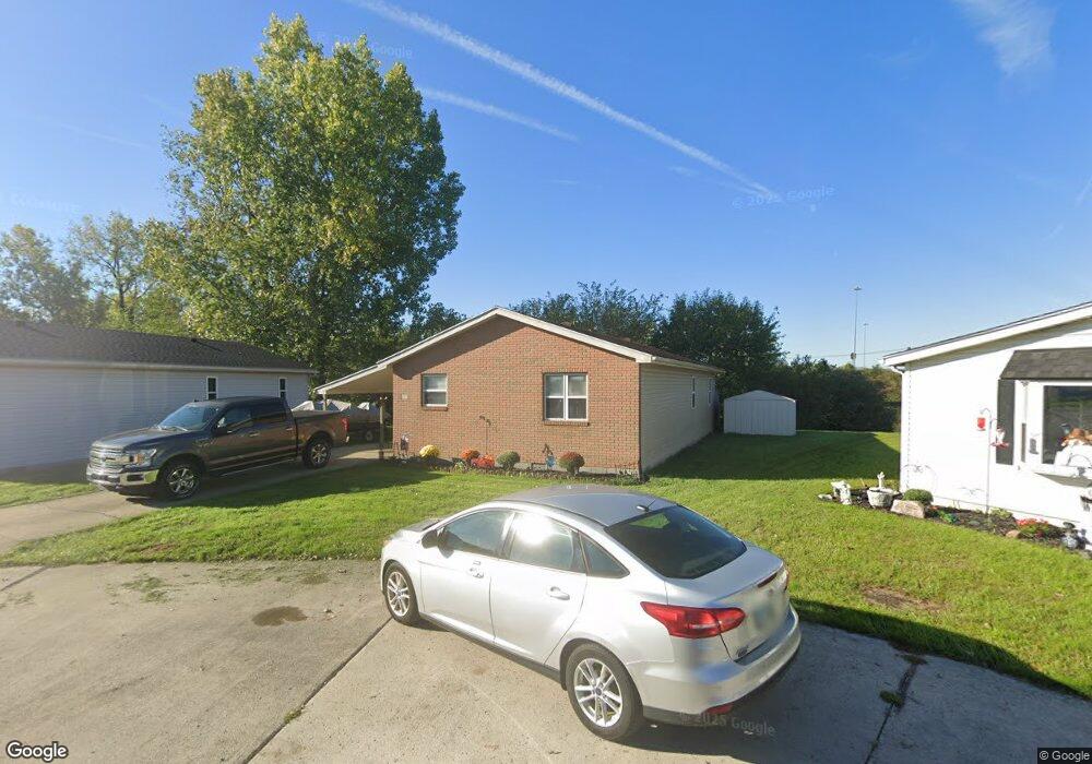 17 Eastlake Dr, Wapakoneta, OH 45895 - photo 1