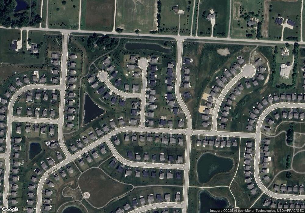 5597 Springwick Ct, Powell, OH 43065 - photo 1