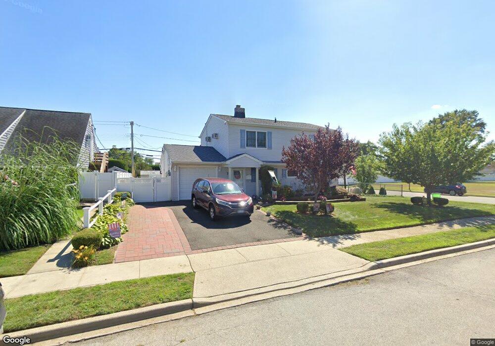 75 Springtime Ln S, Levittown, NY 11756 - photo 1
