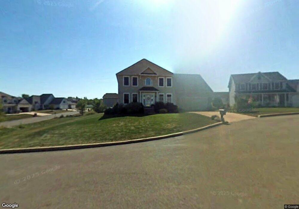 703 Amanda Close, Olyphant, PA 18447 - photo 1