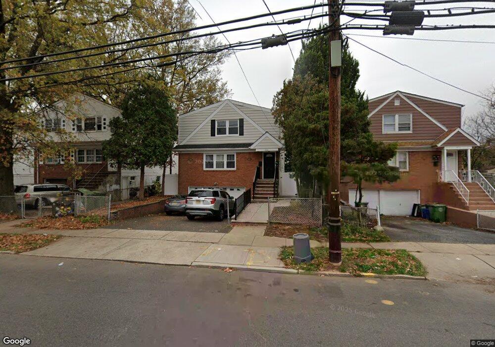 1026 Chandler Ave, Roselle, NJ 07203 - photo 1