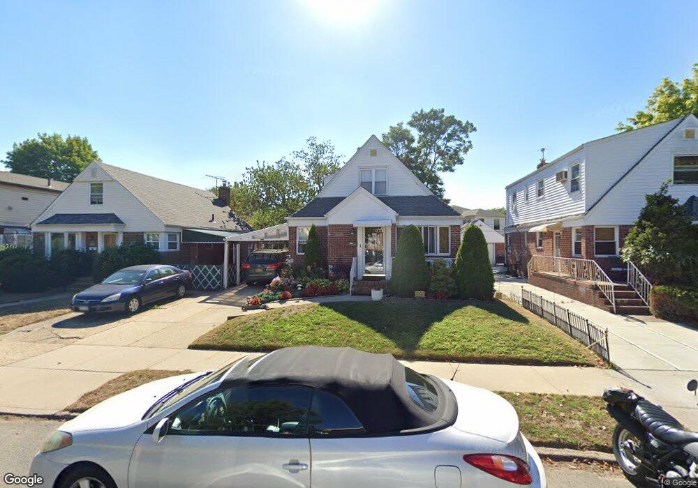 7714 252nd St, Bellerose, NY 11426 - photo 1