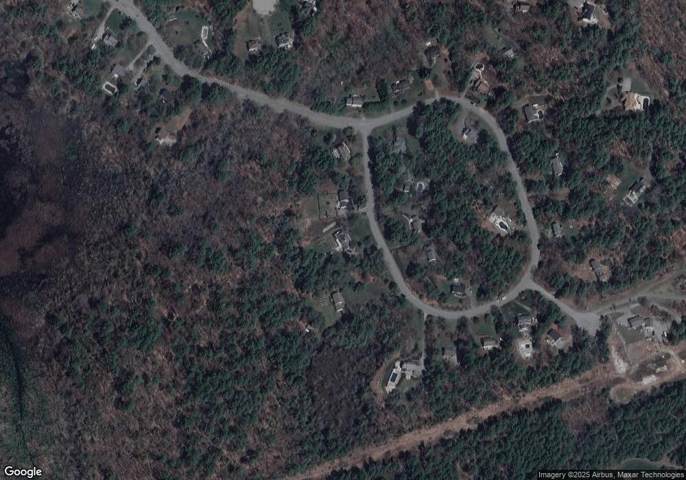 92 Trowbridge Cir, Rowley, MA 01969 - photo 1