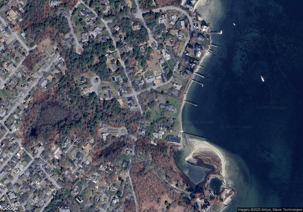 32 Fishermans Cove Rd, Buzzards Bay, MA 02532 - photo 1