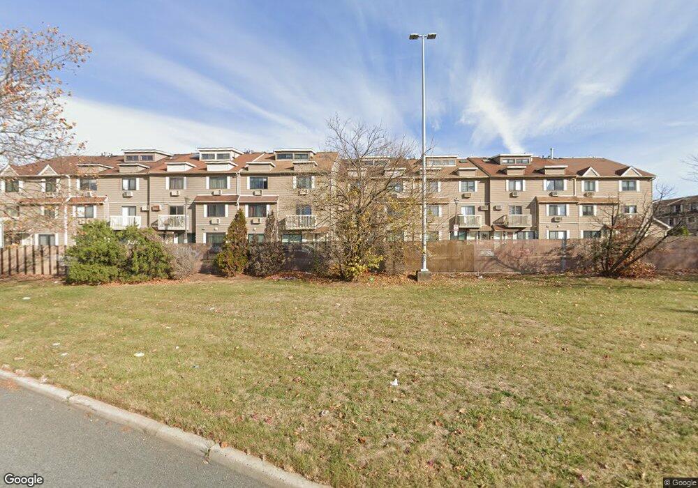 128A Lamped Loop unit 84, Staten Island, NY 10314 - photo 1