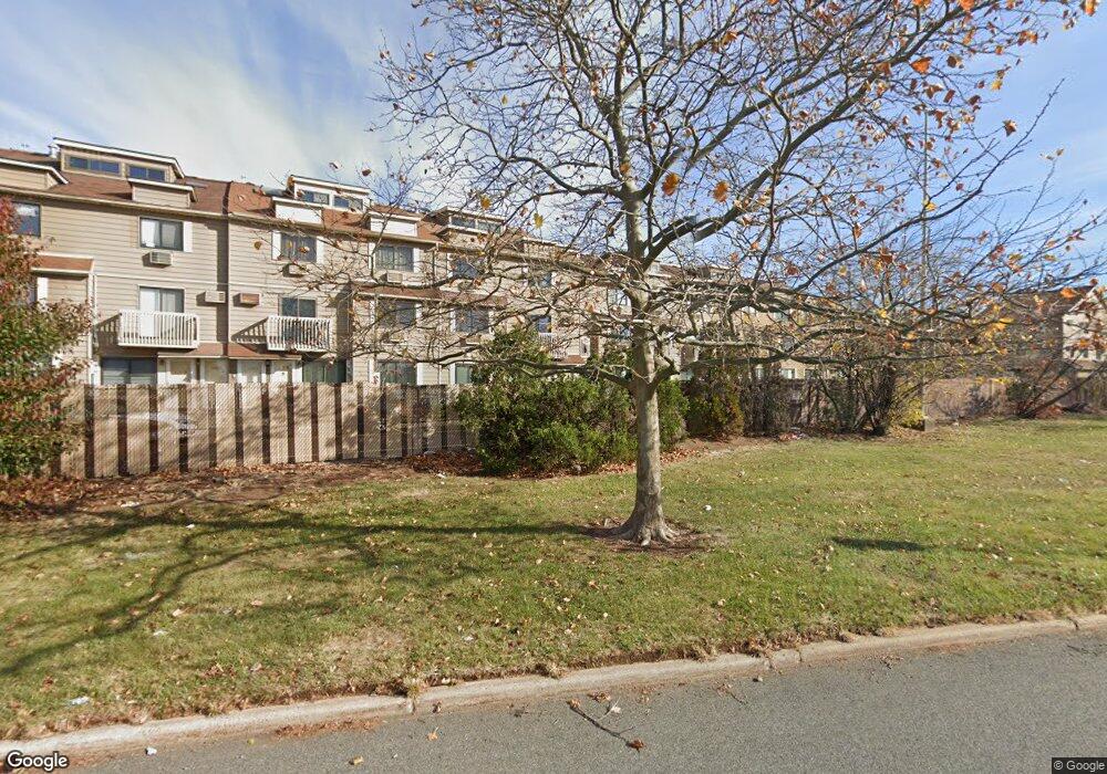 128 Lamped Loop unit 83, Staten Island, NY 10314 - photo 1