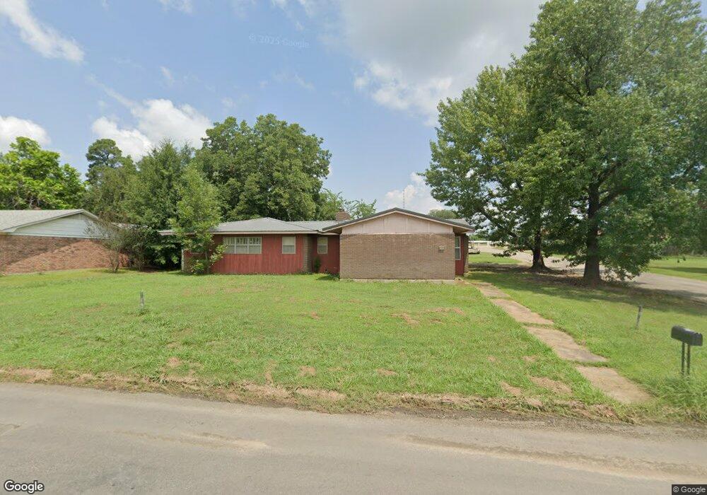 1313 E Jefferson St, Hugo, OK 74743 - photo 1