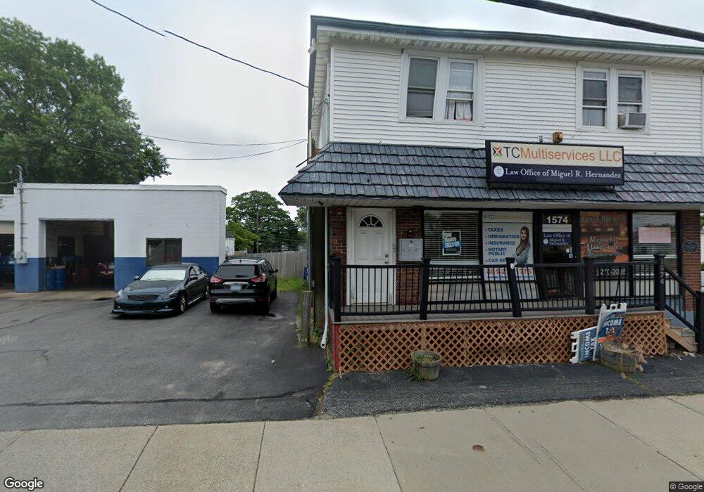 1572 Elmwood Ave, Cranston, RI 02910 - photo 1