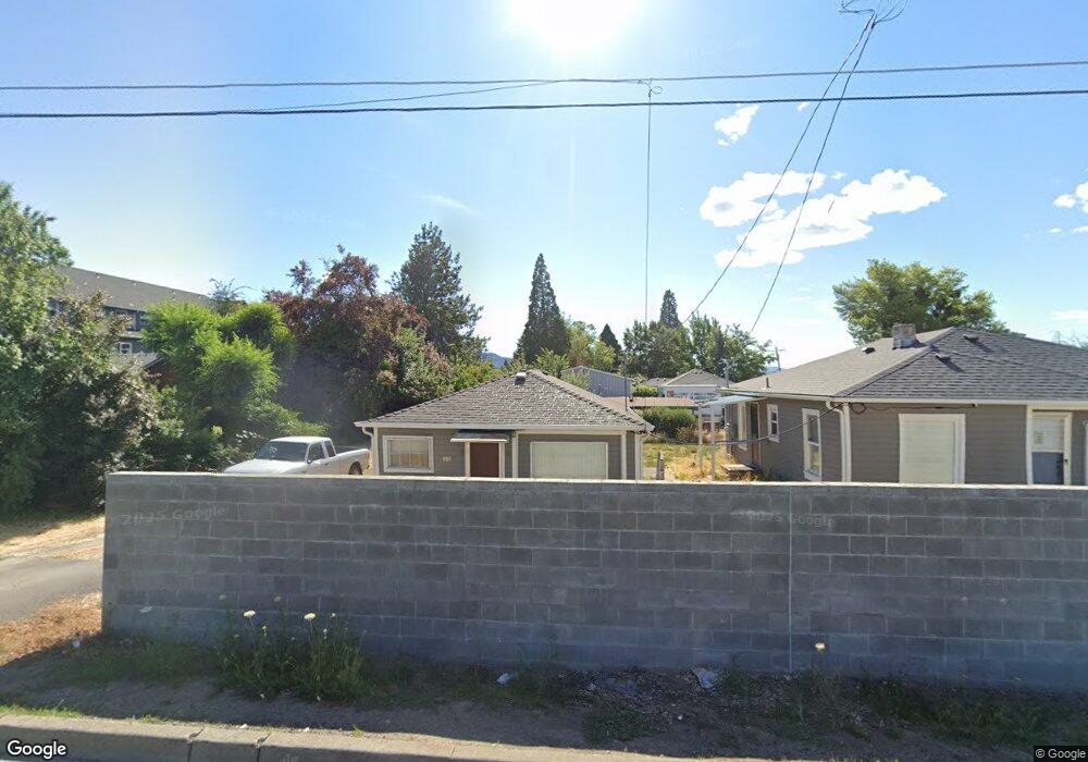 4511 Hamrick Rd, Central Point, OR 97502 - photo 1