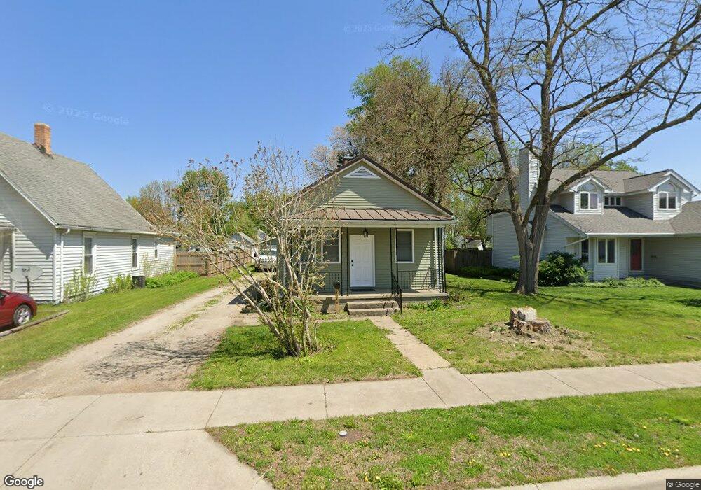 1210 Pulaski St, Lincoln, IL 62656 - photo 1