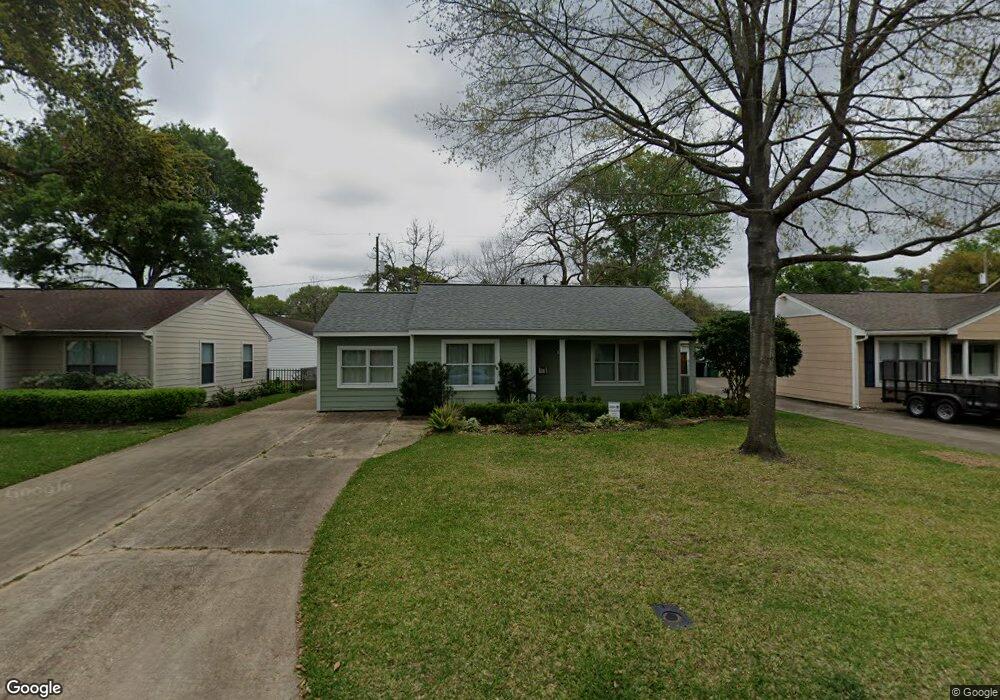 1706 Wakefield Dr, Houston, TX 77018 - photo 1