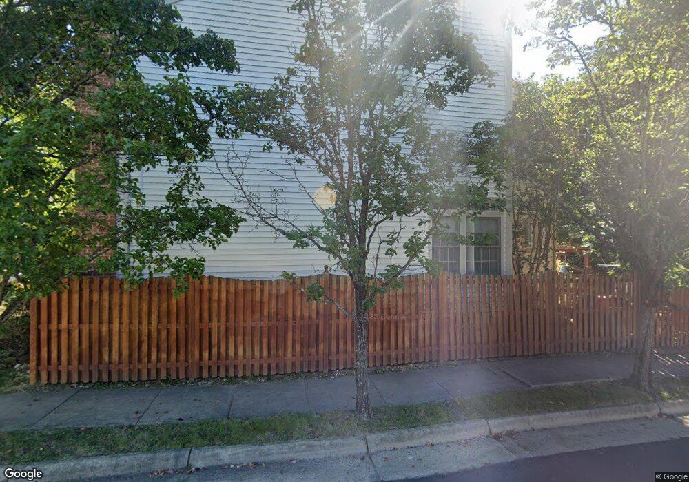 2079 Madrillon Rd, Vienna, VA 22182 - photo 1