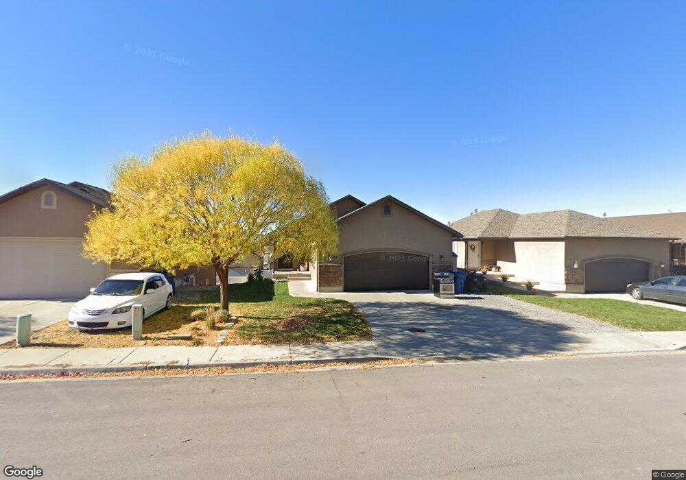 49 N Oh Henry St, Santaquin, UT 84655 - photo 1