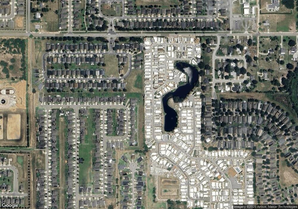 845 Center Crest Blvd, Davenport, FL 33837 - photo 1