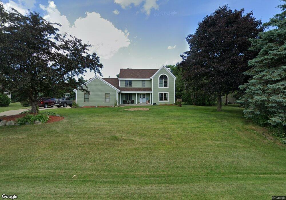 W260N5532 Glen Ridge Rd, Sussex, WI 53089 - photo 1