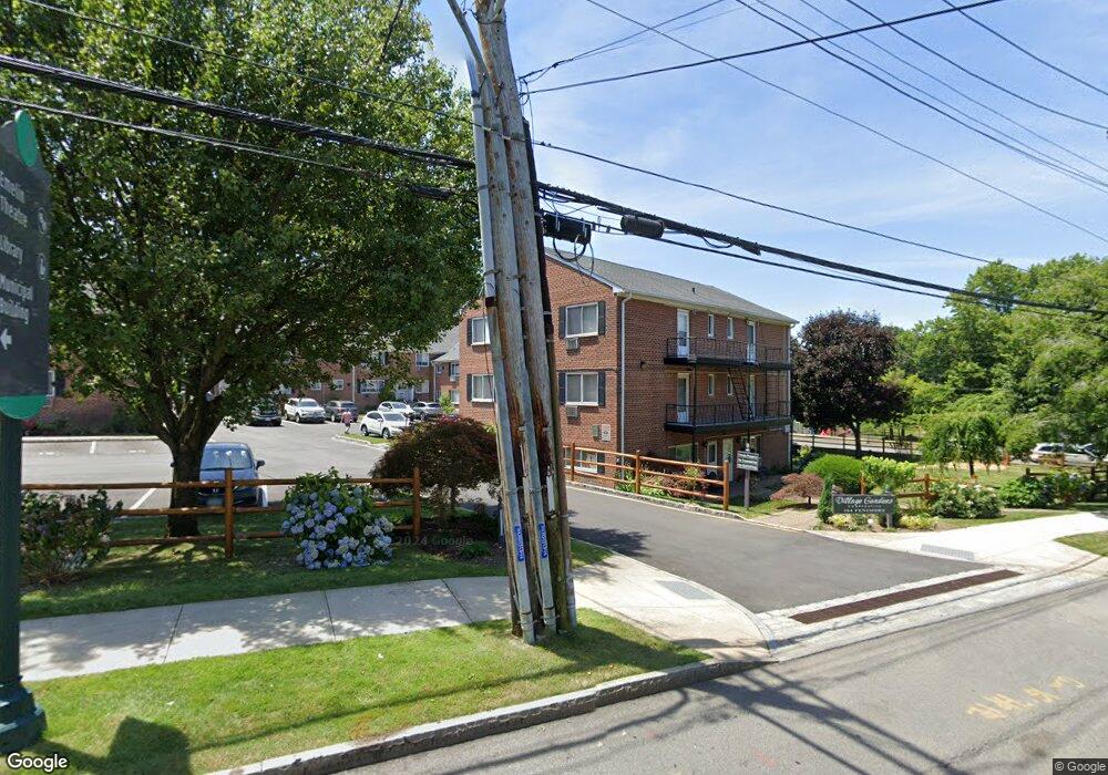 304 Fenimore Rd unit 5A, Mamaroneck, NY 10543 - photo 1