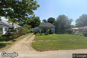 840 Jackson St, Lamont, IA 50650