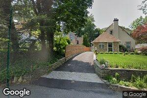 17 Cody Ave, Glen Head, NY 11545