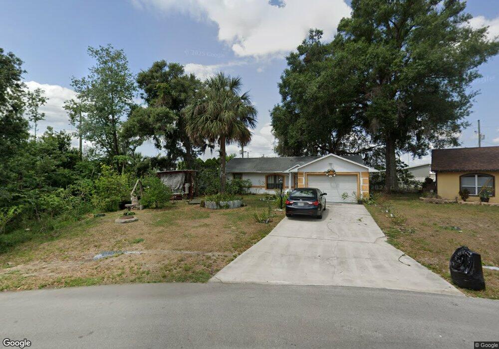 5428 Genevieve Cir, Zephyrhills, FL 33542 - photo 1