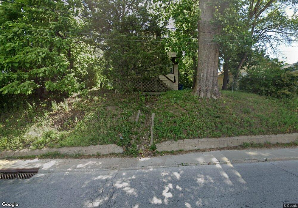 1985 SW 9th St, Des Moines, IA 50315 - photo 1