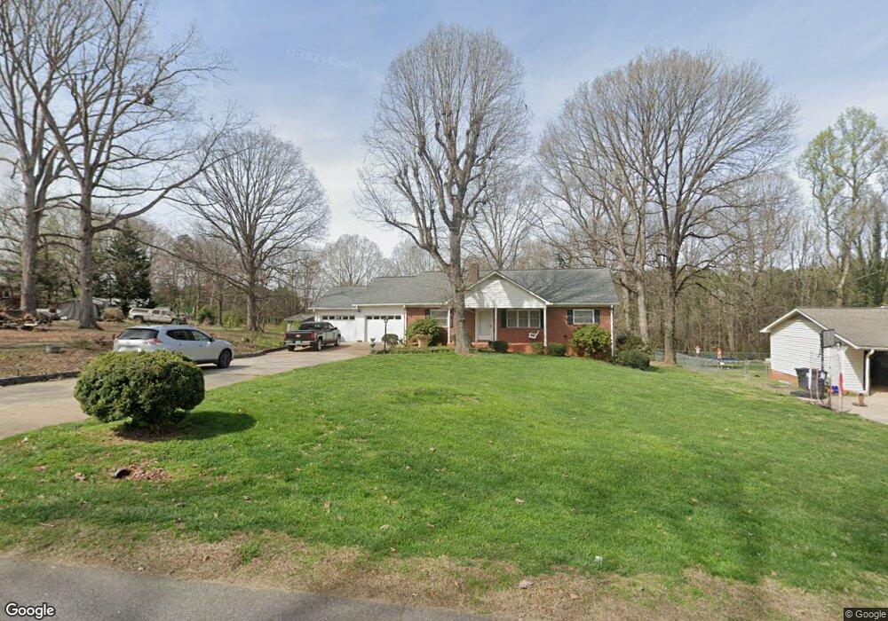 109 Robinhood Loop, Statesville, NC 28625 - photo 1