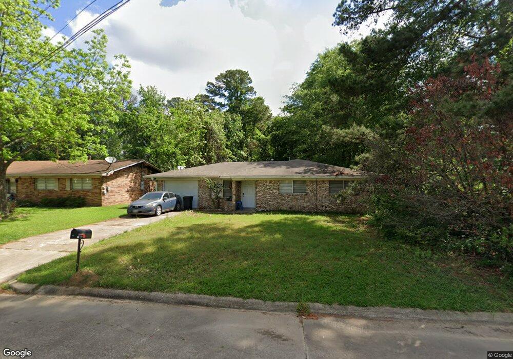 515 Johnson Ave, Wake Village, TX 75501 - photo 1