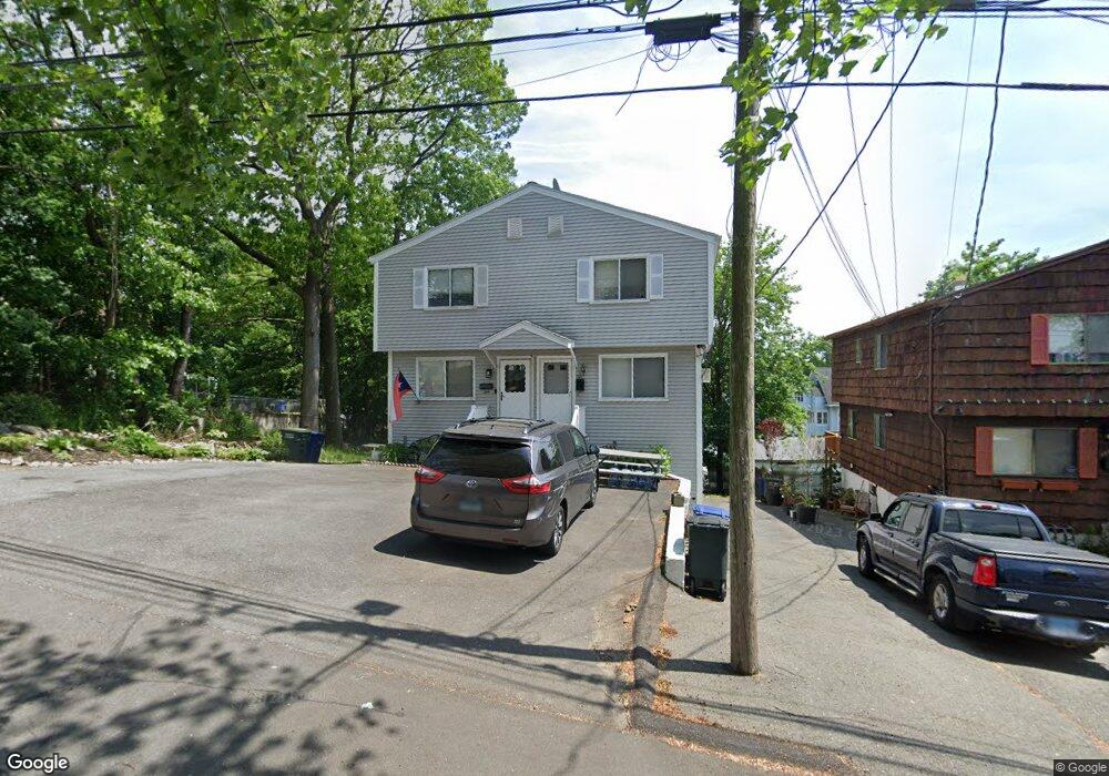 321 Pleasantview Ave, Bridgeport, CT 06606 - photo 1