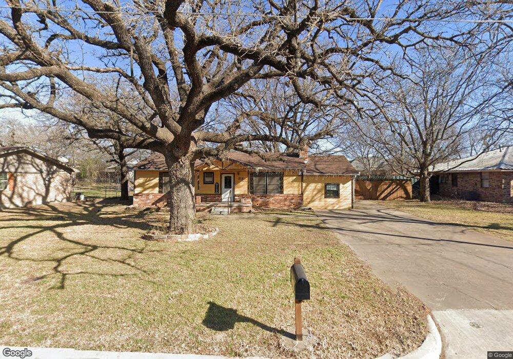 213 Cherry St, Weatherford, TX 76086 - photo 1