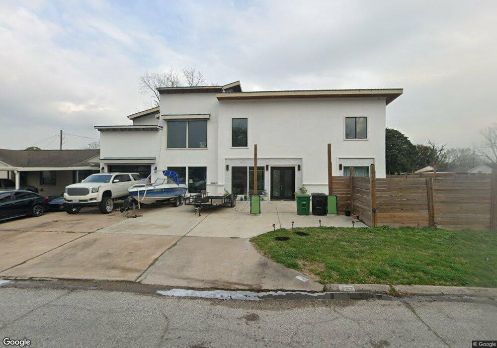 237 Floradora Ln, Houston, TX 77076 - photo 1