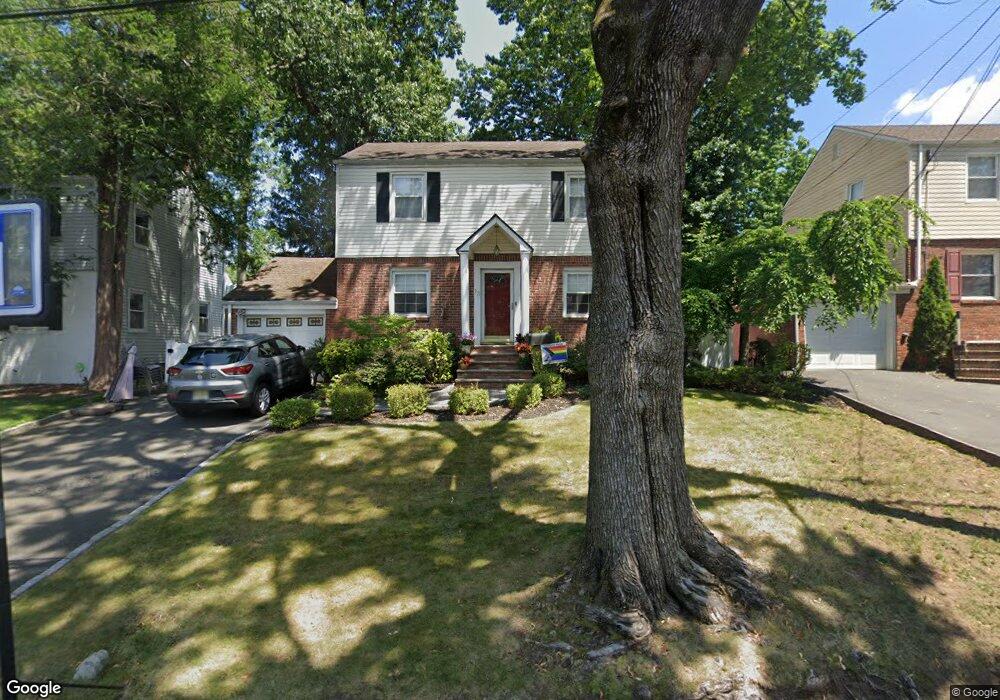 13 Hillcrest Dr, Dumont, NJ 07628 - photo 1