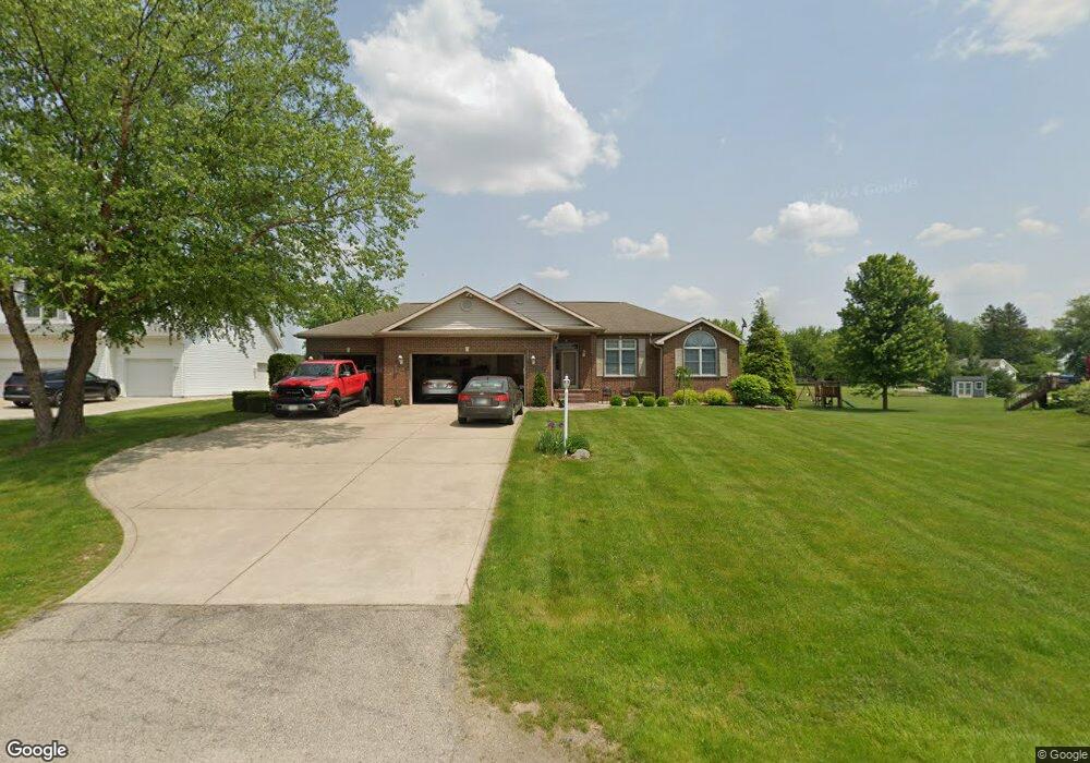 13648 N Ashbury Ct, Nappanee, IN 46550 - photo 1
