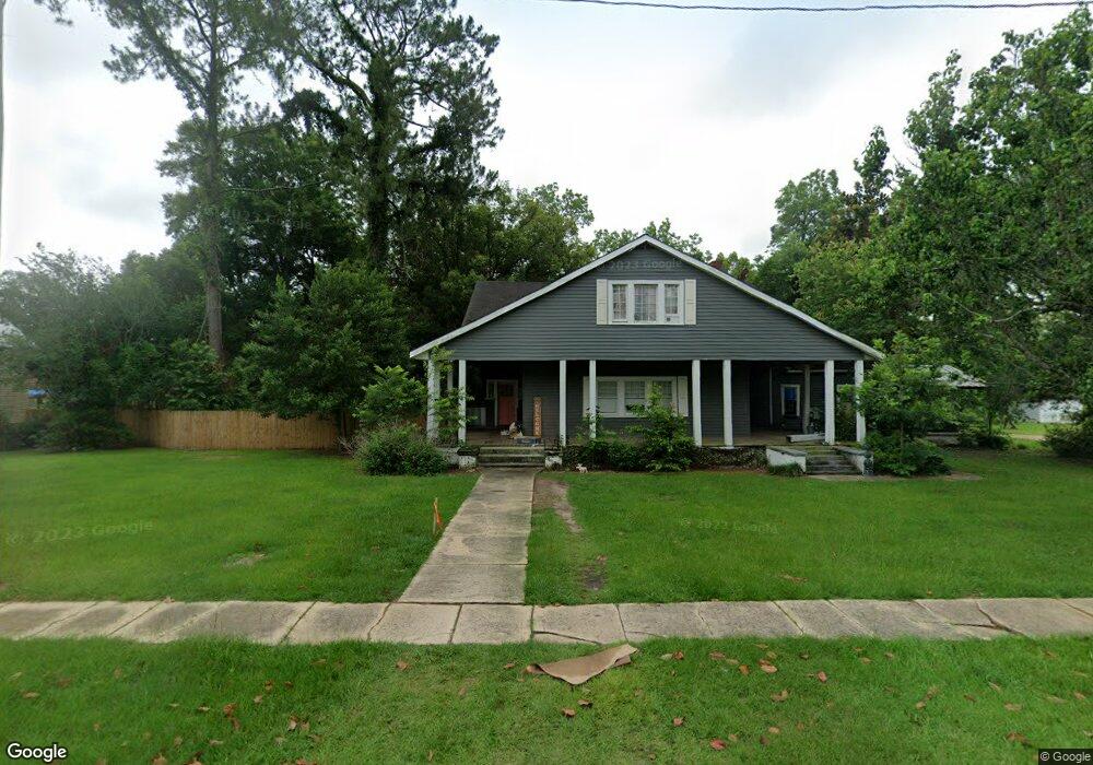 233 W Bay Ave, Doerun, GA 31744 - photo 1