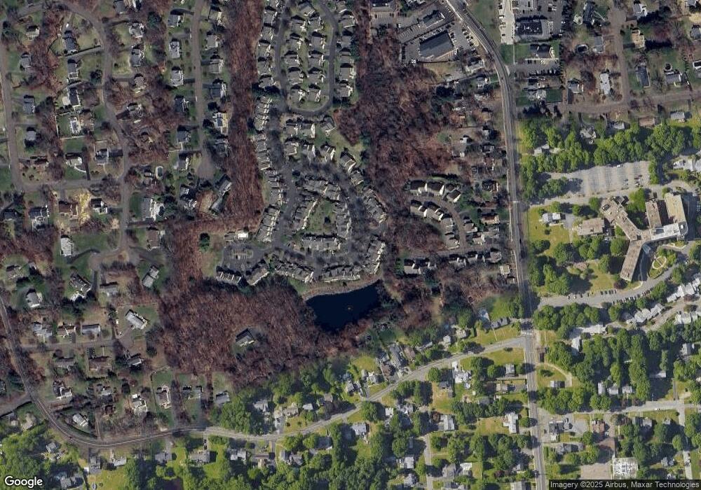 423 Pitkin Hollow, Trumbull, CT 06611 - photo 1