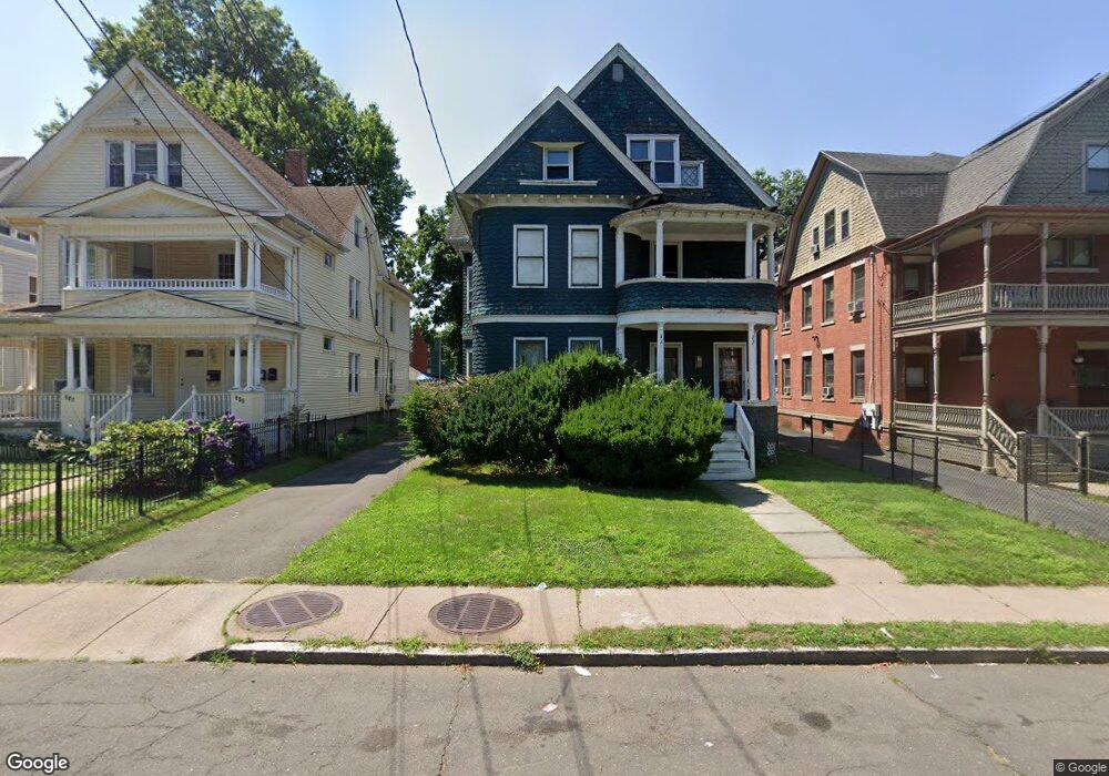 221 Sargeant St unit 223, Hartford, CT 06105 - photo 1