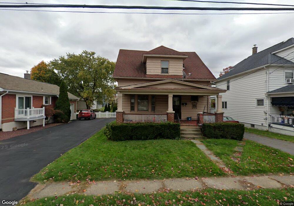 430 Cypress St, Throop, PA 18512 - photo 1